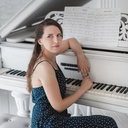 Дизайнер интерьера Мария Титова